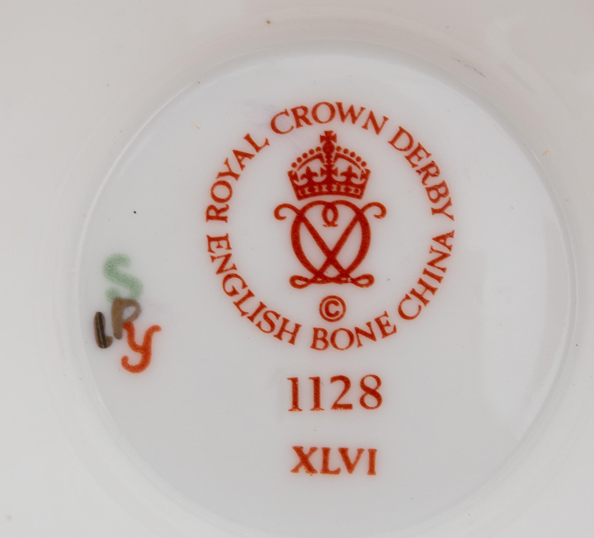 A Royal Crown Derby Imari Porcelain Part Tea Service