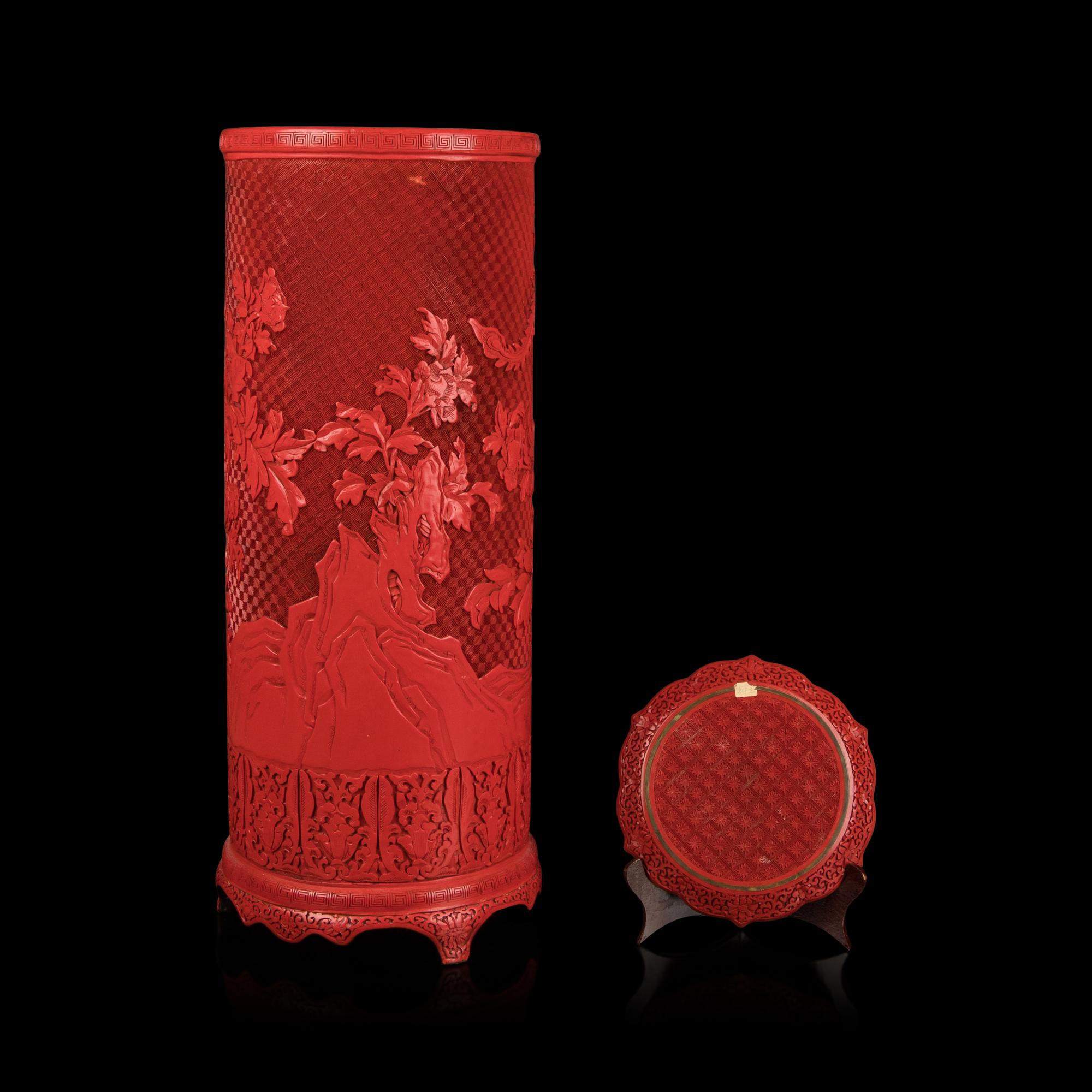 A Chinese Cinnabar Lacquer Umbrella Stand and a Plate, 20th Century 近代 剔紅賞盤及傘架一組兩件