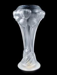 A Lalique Frosted Glass Vase — 20TH CENTURY