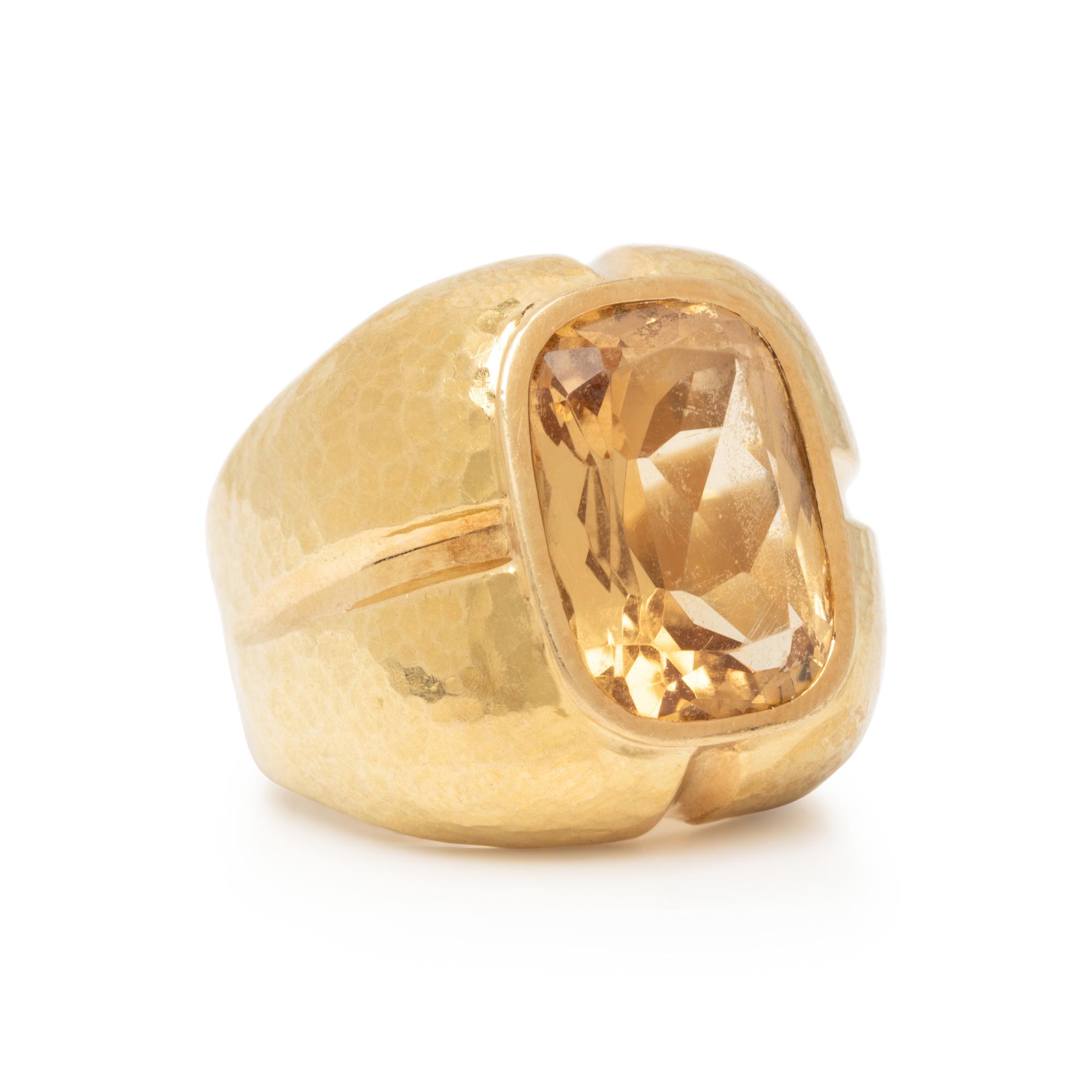 CITRINE AND YELLOW GOLD RING