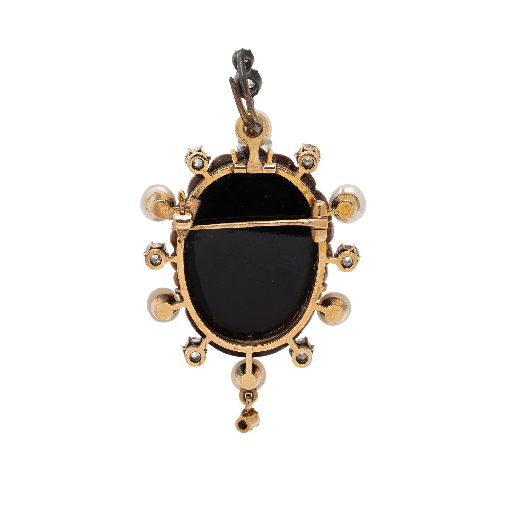 ANTIQUE, AGATE CHERUB CAMEO, DIAMOND, PEARL, AND YELLOW GOLD PENDANT BROOCH