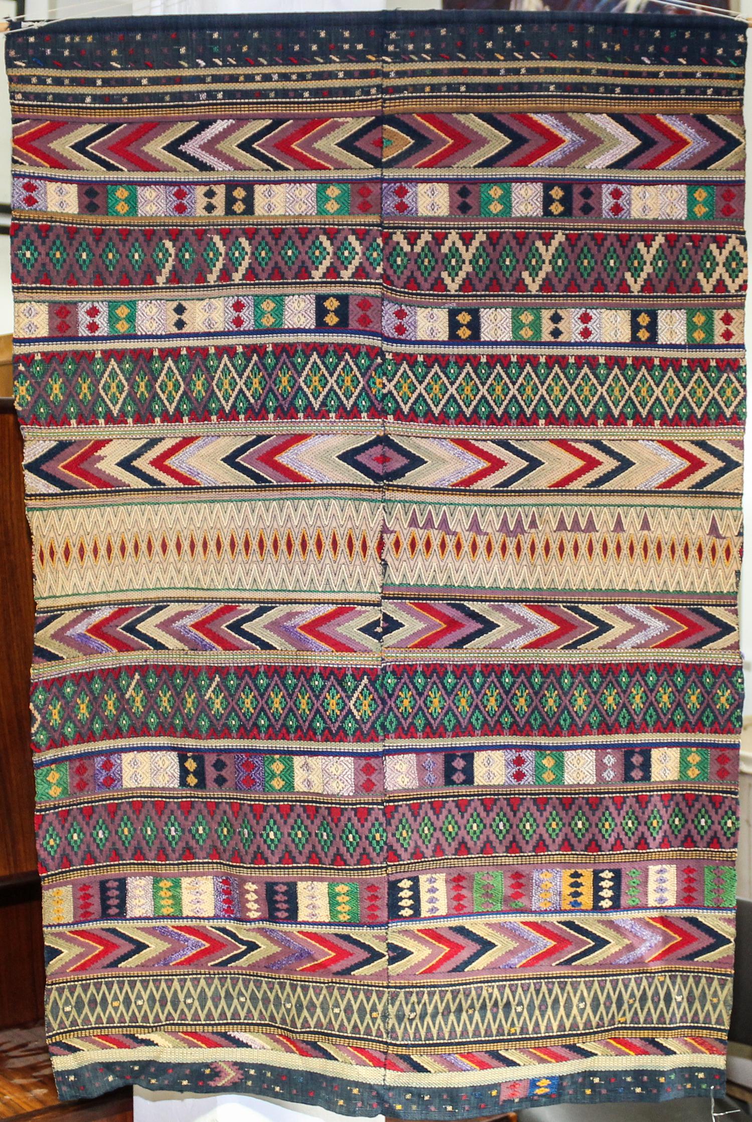 A Persian Style Wool Rug 6 feet 11 inches x 3 feet 2 inches. — 20TH CENTURY