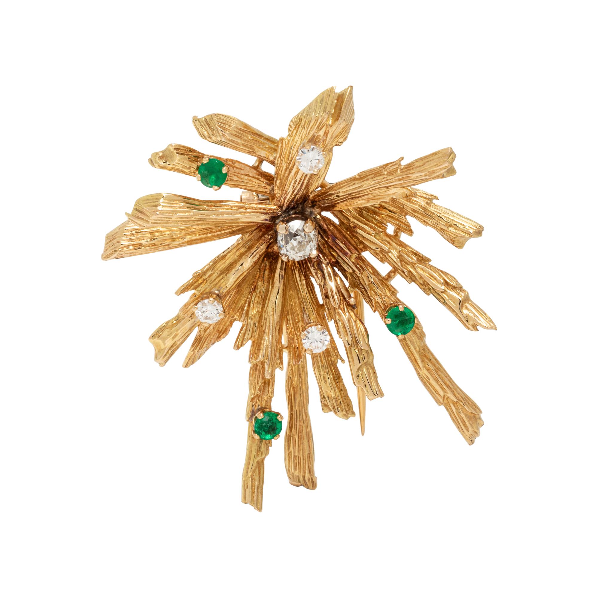 CHAUMET, YELLOW GOLD, DIAMOND AND EMERALD BROOCH