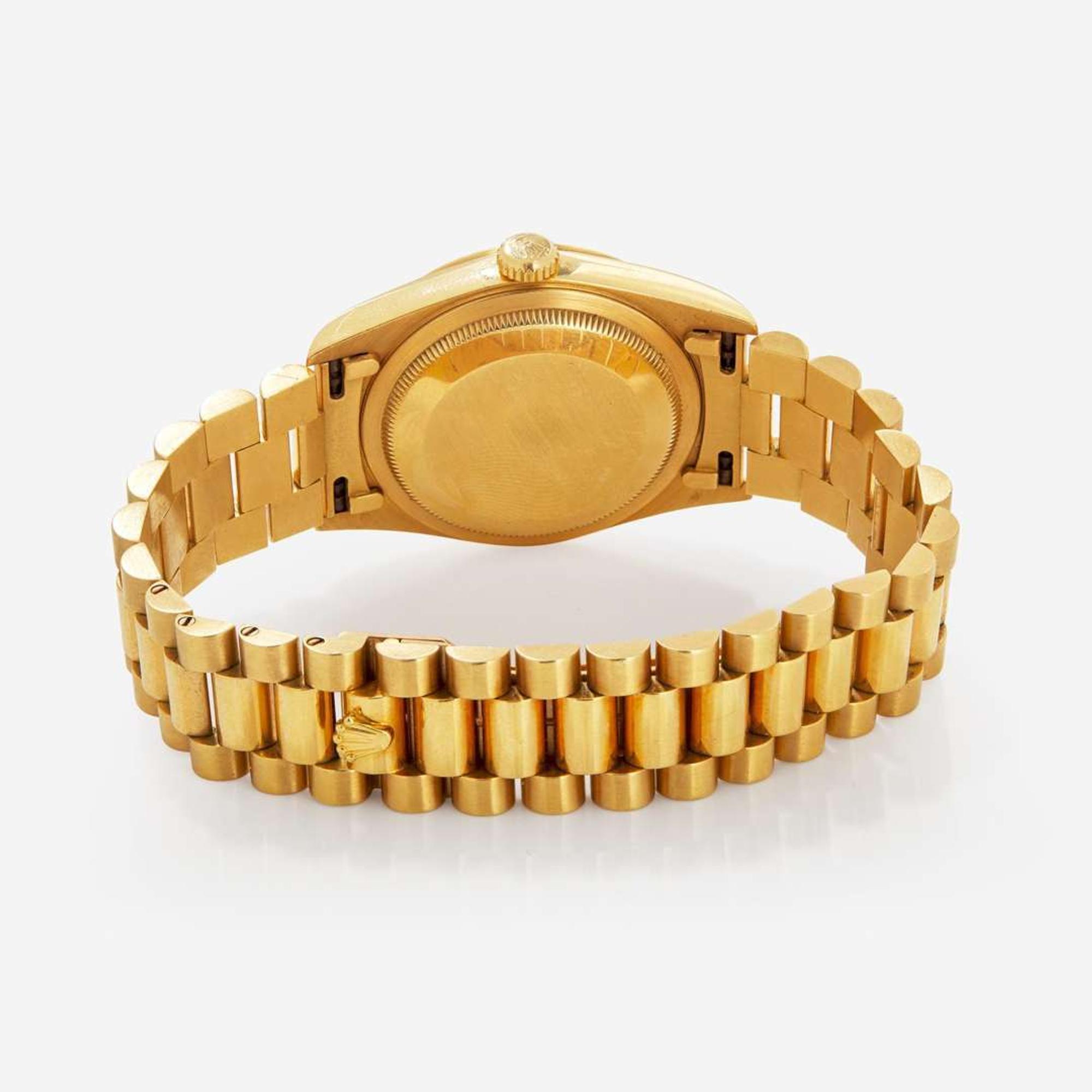 A Men's 18K Yellow Gold Rolex Oyster Perpetual Day-Date 18238 C.1990