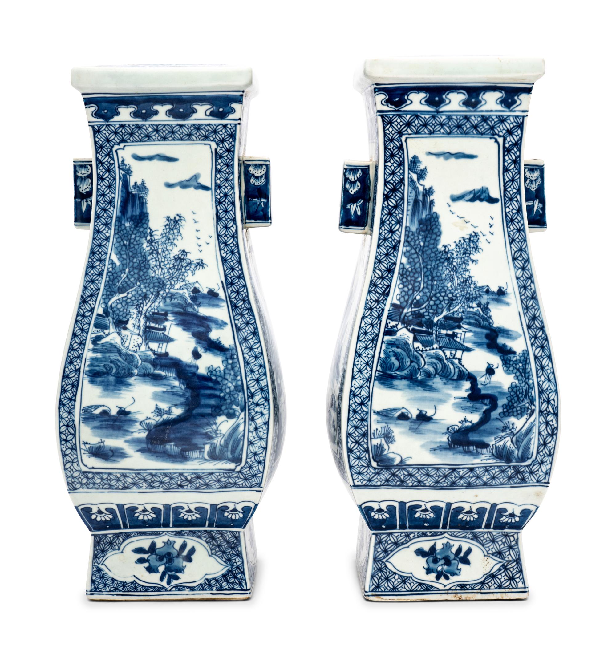 A Pair of Chinese Export Porcelain Vases