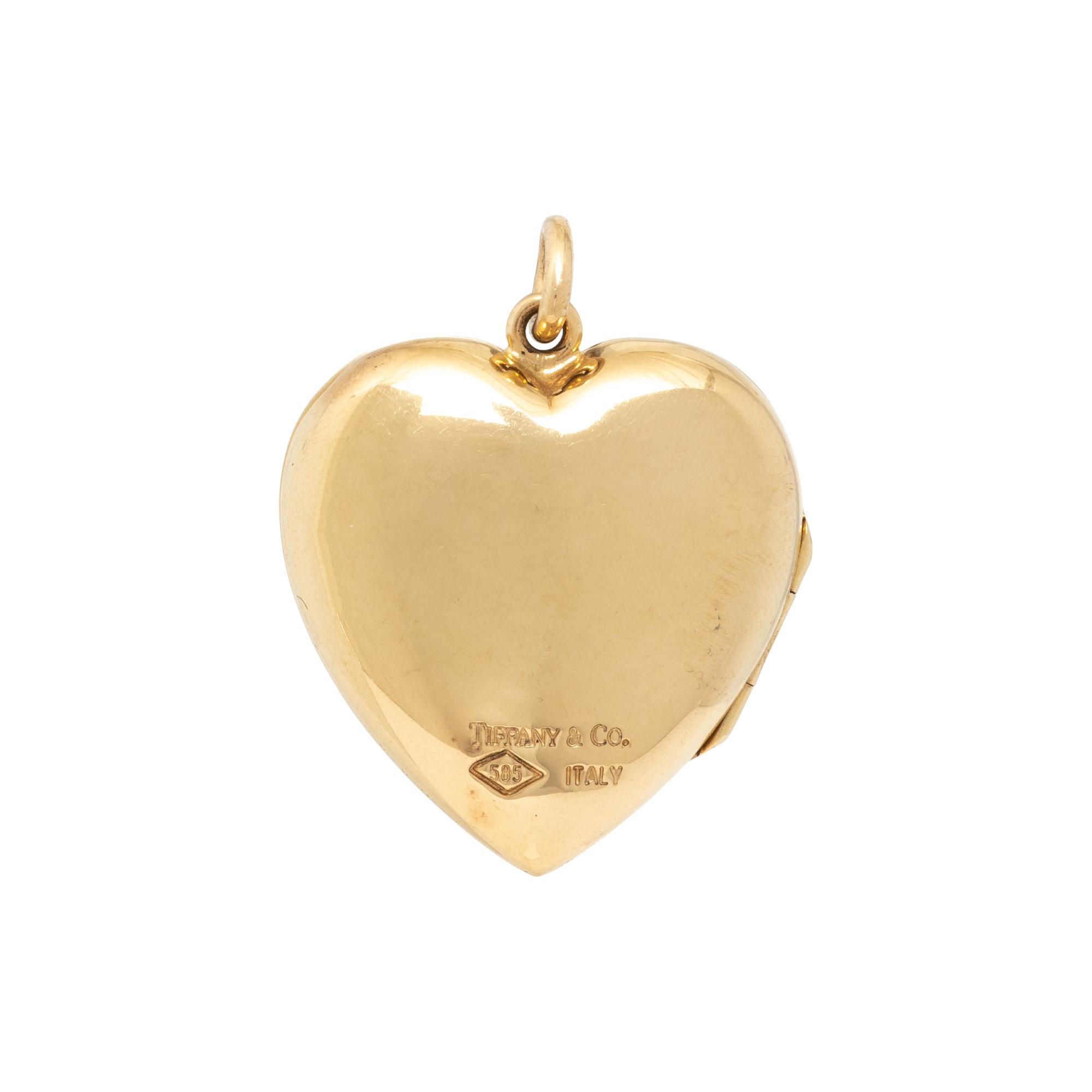 TIFFANY & CO., YELLOW GOLD HEART LOCKET