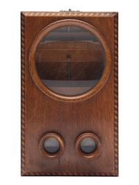 [EARLY PHOTOGRAPHY]. Stereographoscope in burl wood.