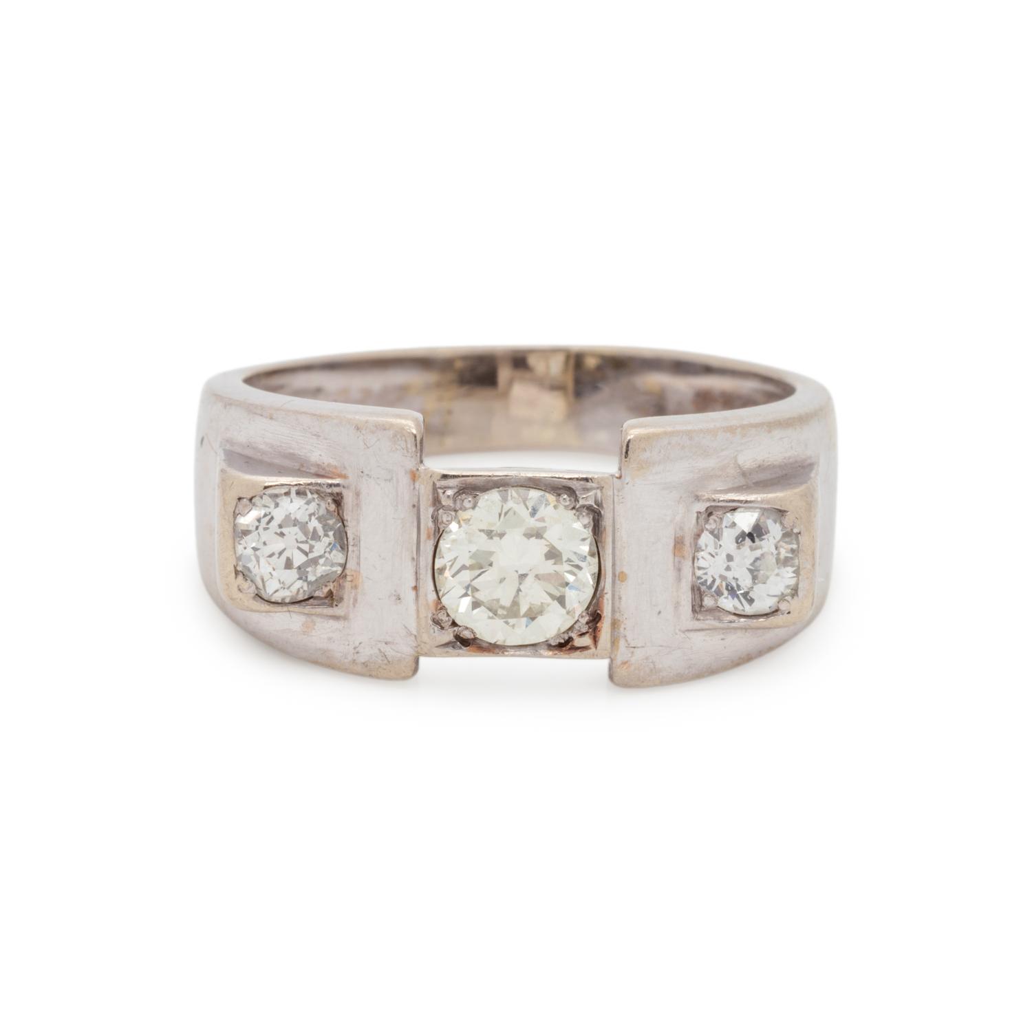 DIAMOND RING