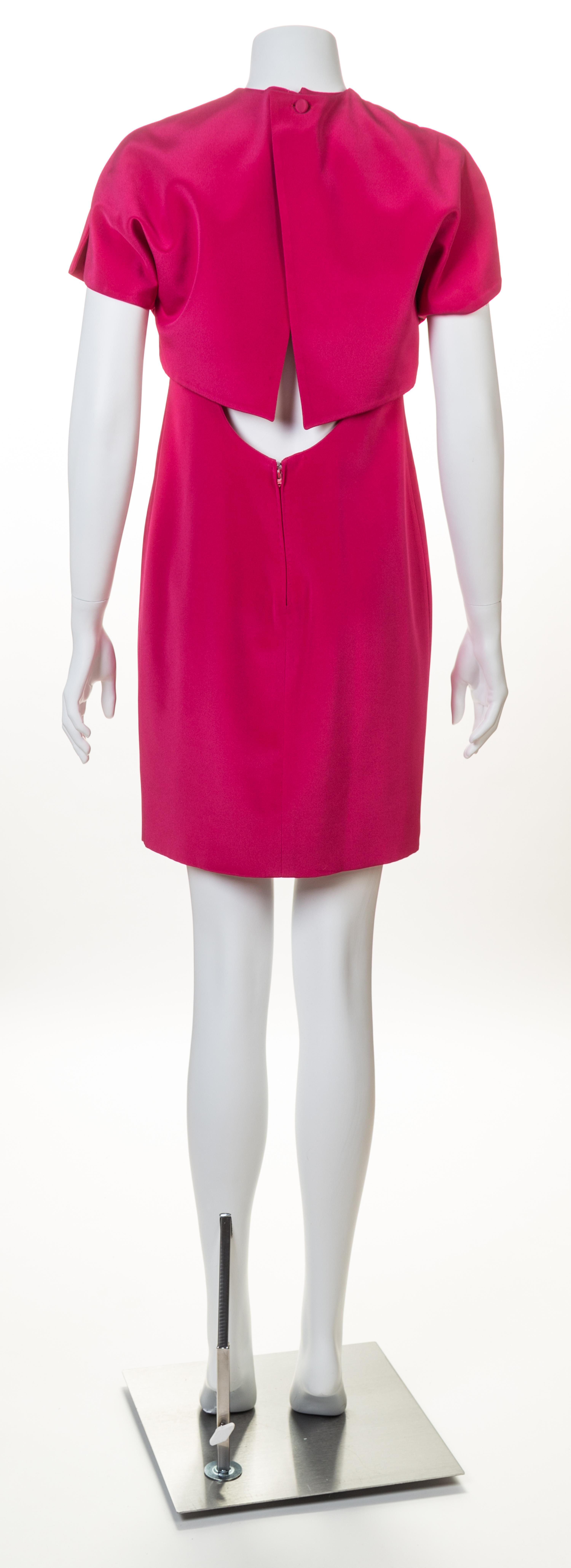 A Gianfranco Ferre Pink Silk Dress, Size 42.