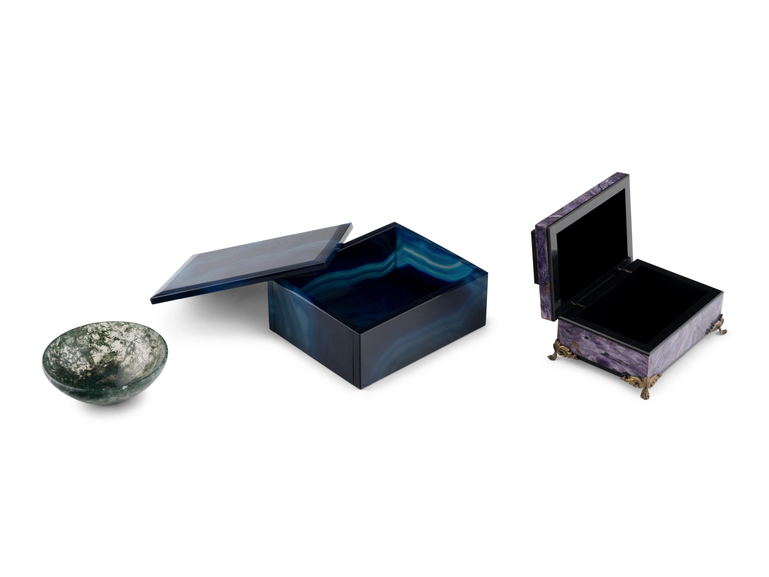 Three Hardstone Table Articles