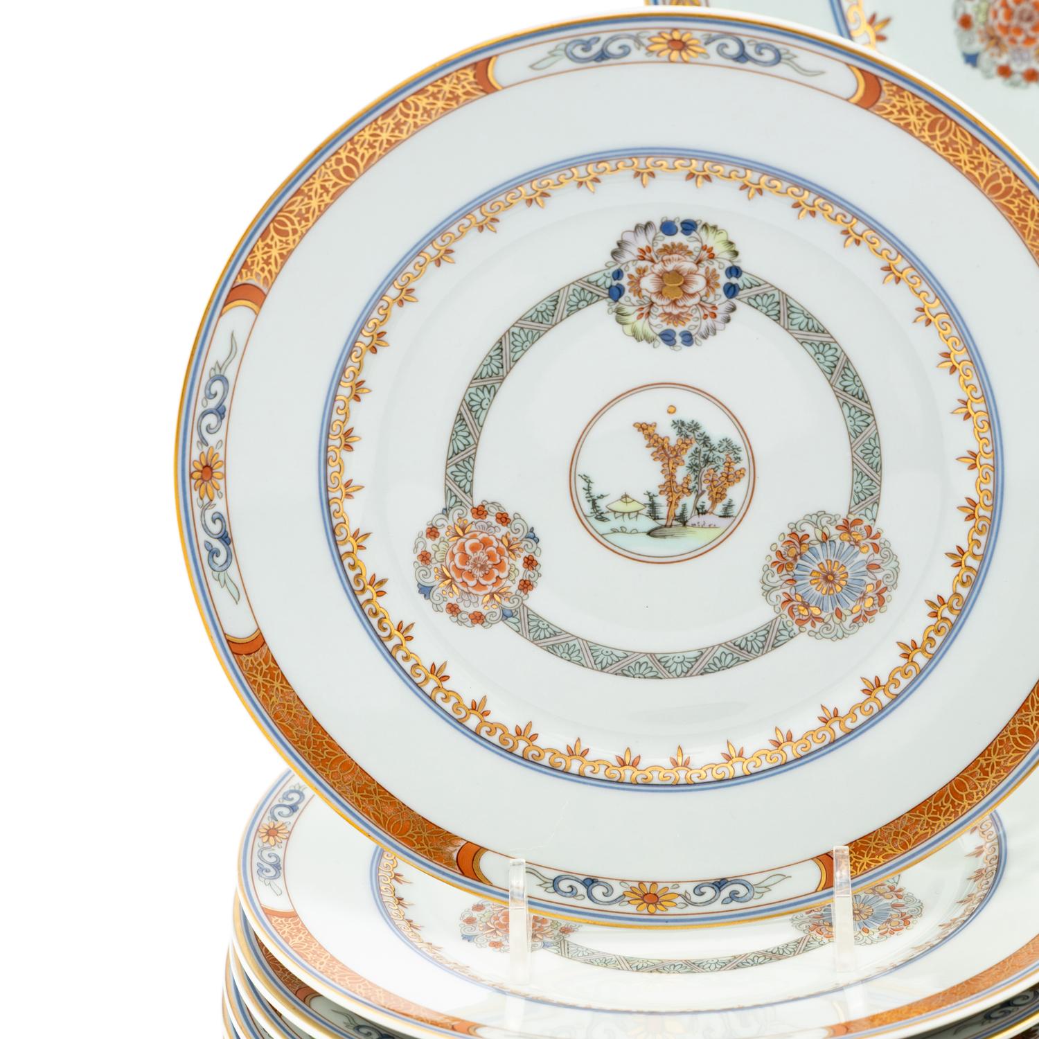 A Raynaud-Limoges Porcelain Dinner Service
