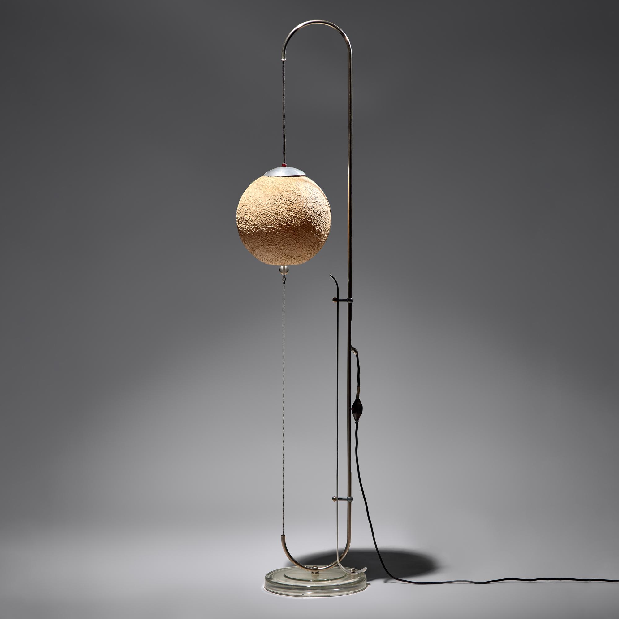 Floor lamp