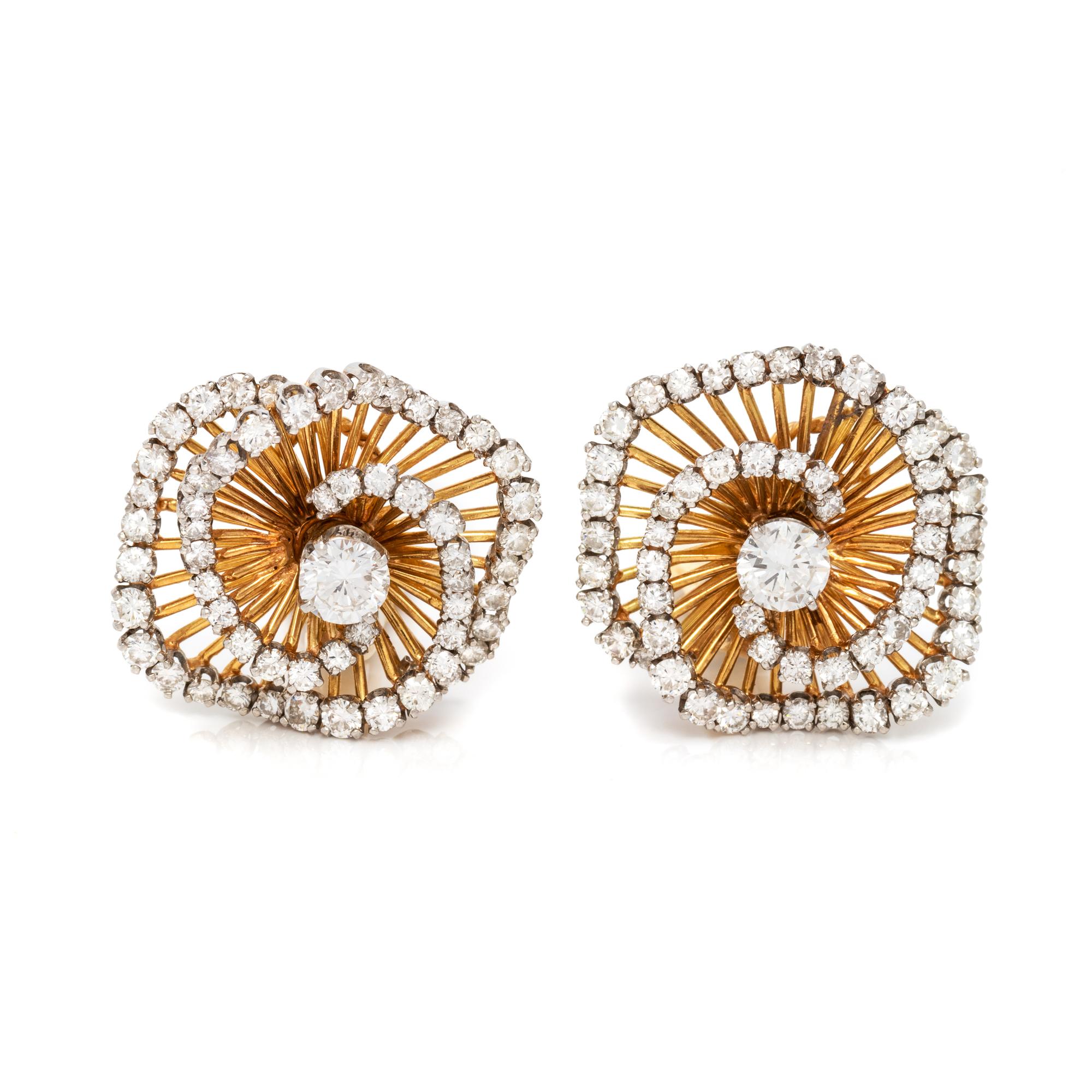 YELLOW GOLD AND DIAMOND EARCLIPS