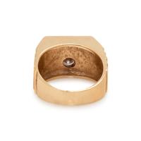 YELLOW GOLD AND DIAMOND RING