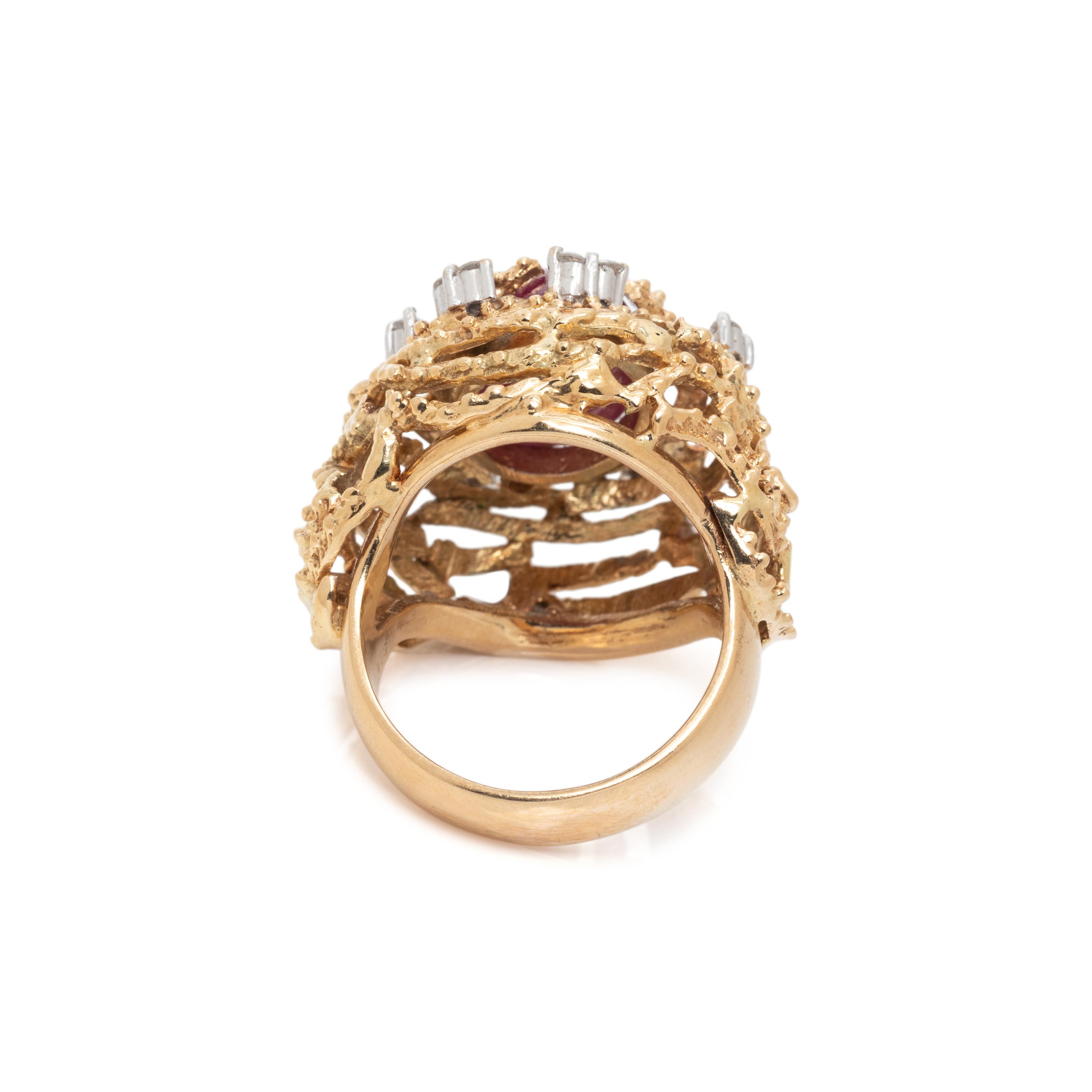 YELLOW GOLD, RUBY AND DIAMOND RING