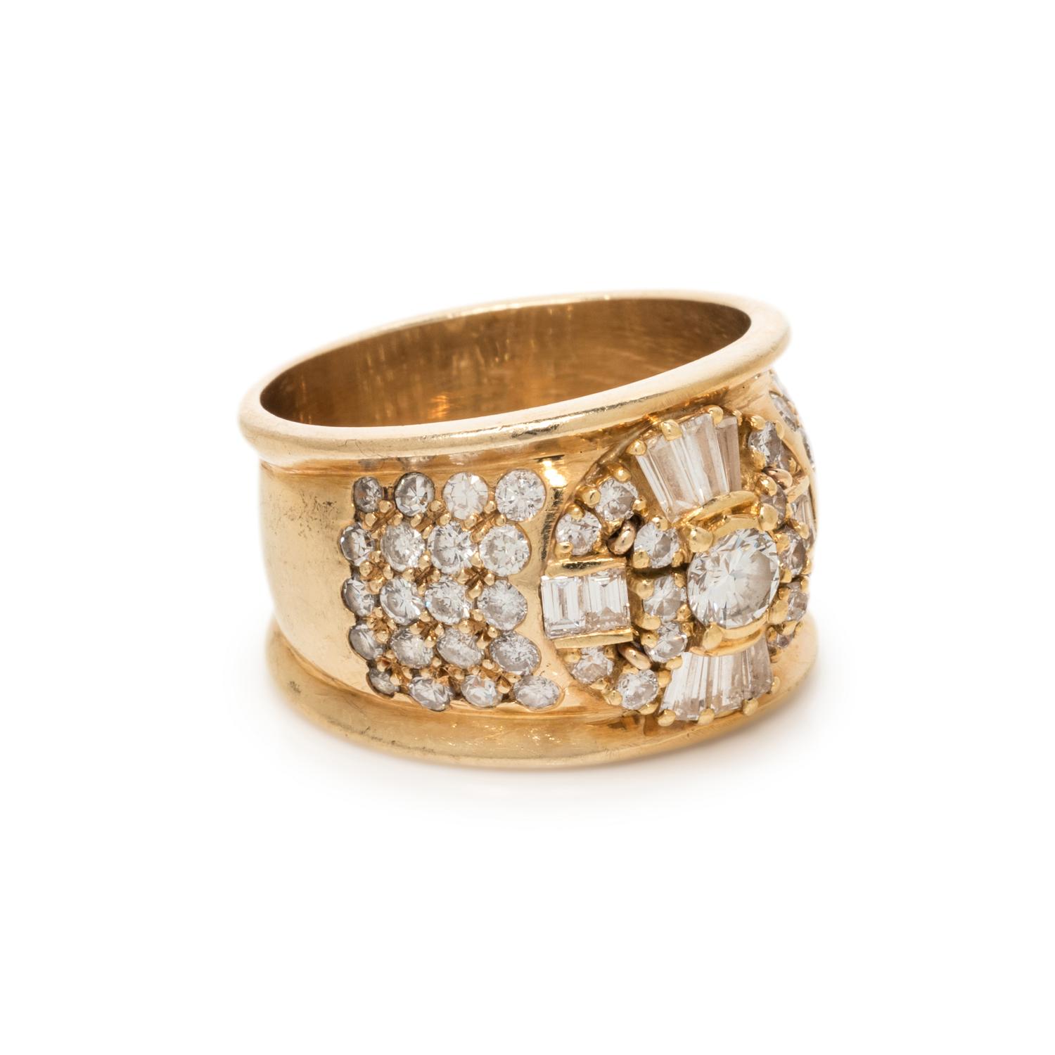 DIAMOND RING