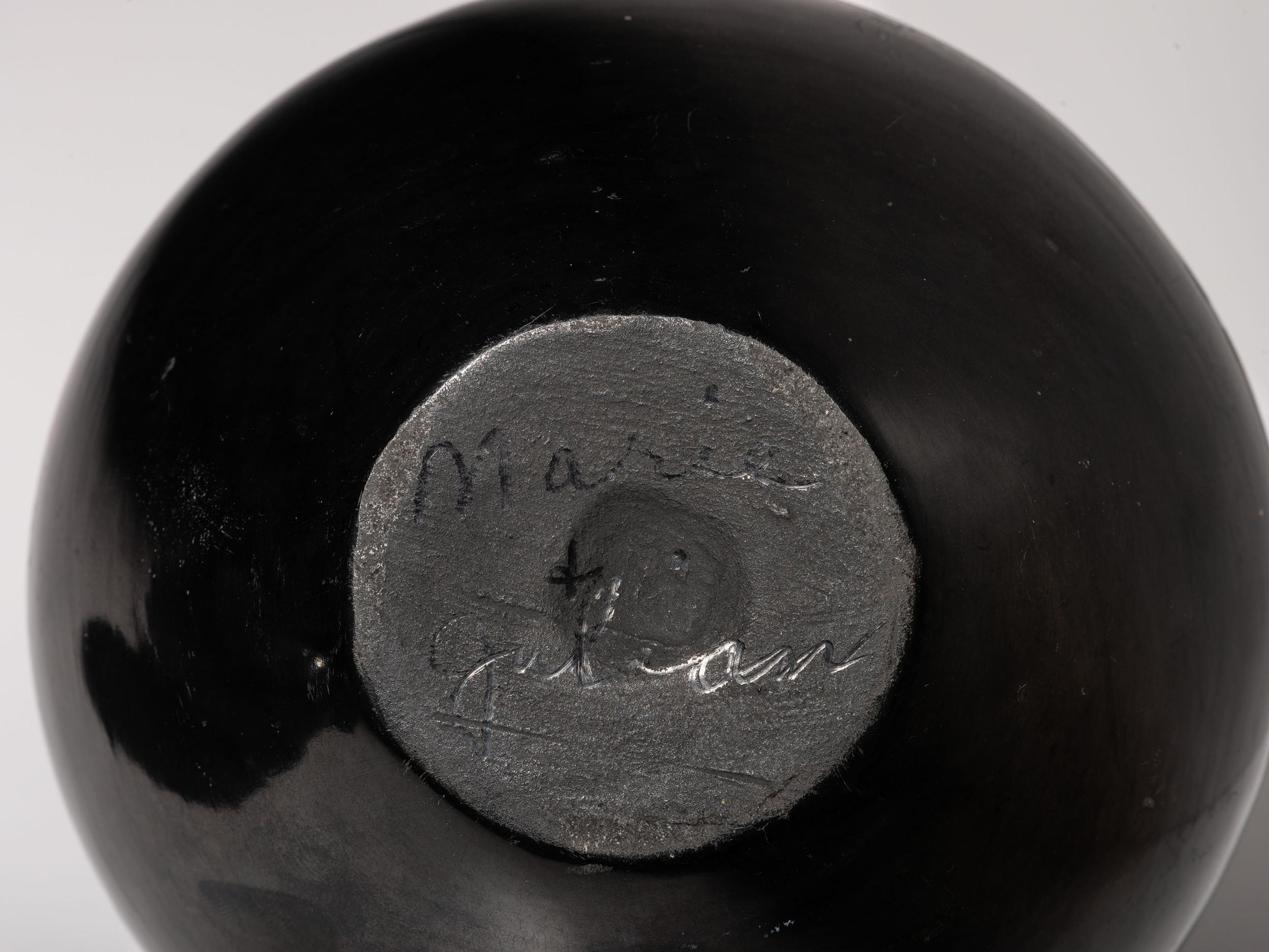 Blackware Pottery 1925-1943