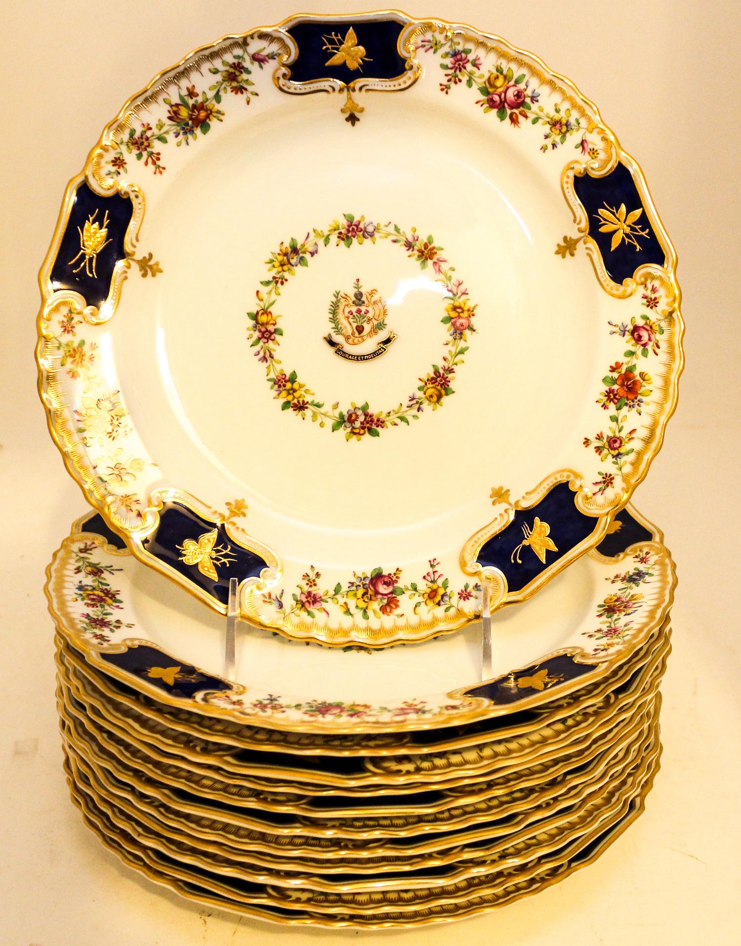 A Set of Twelve Copeland Spode Armorial Dinner Plates Diameter 9 3/4 inches.