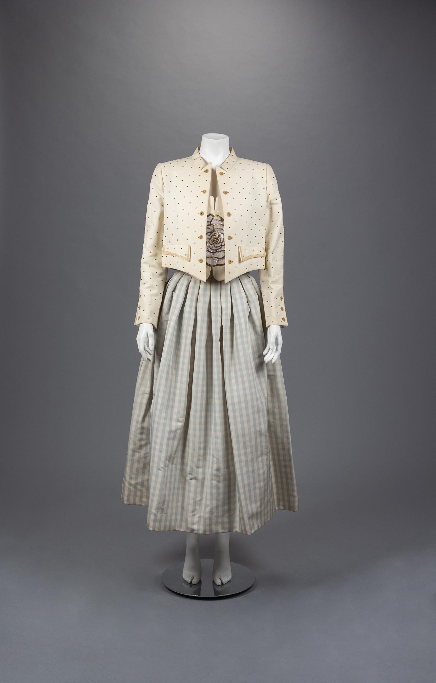 Geoffrey Beene Ensemble, Spring 1988