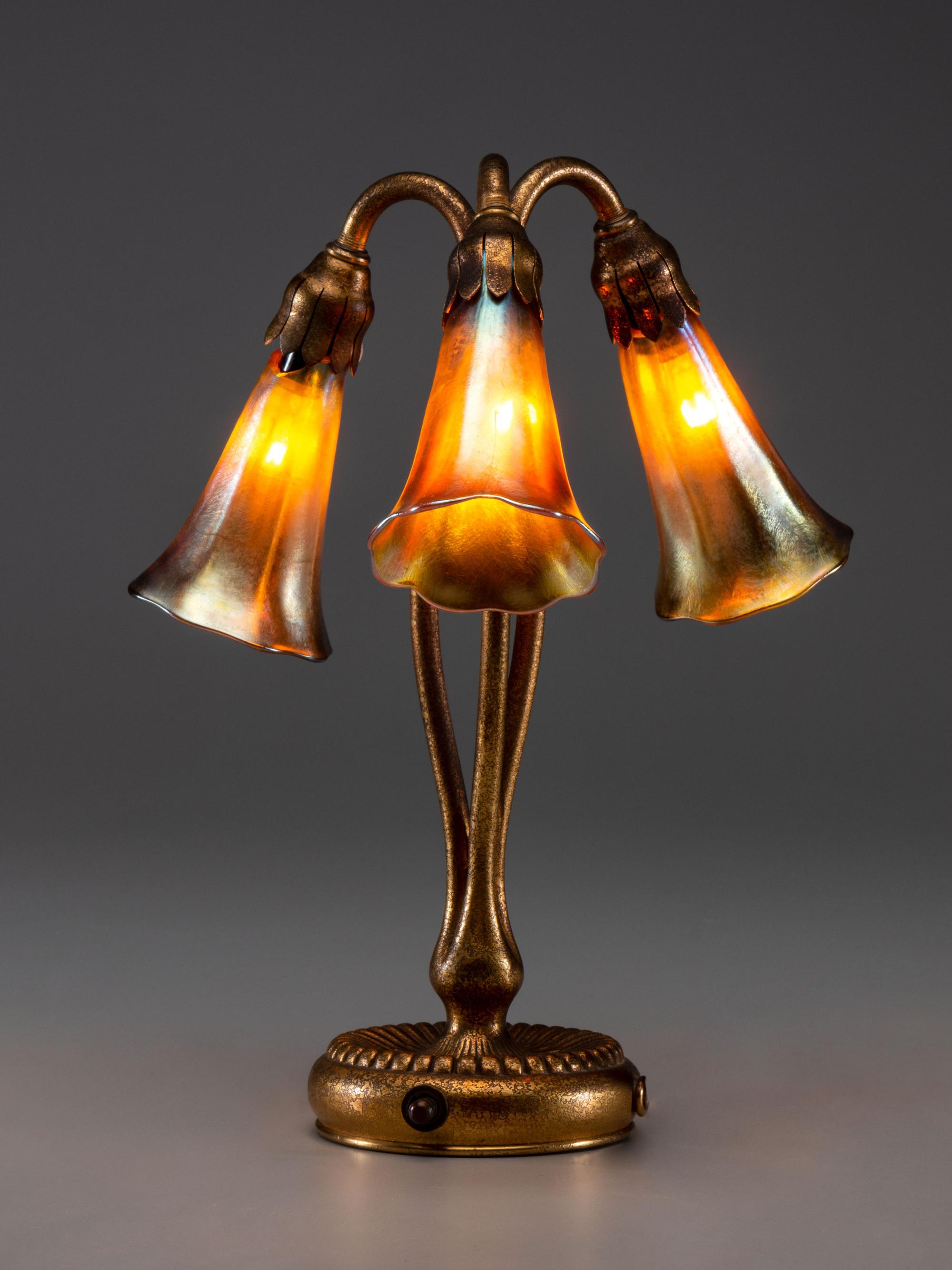 Three-Light Lily Lamp
