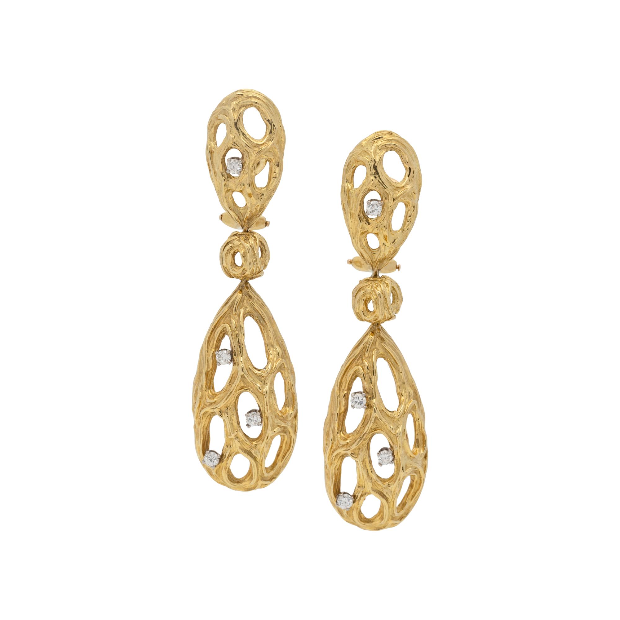 YELLOW GOLD AND DIAMOND EARCLIPS