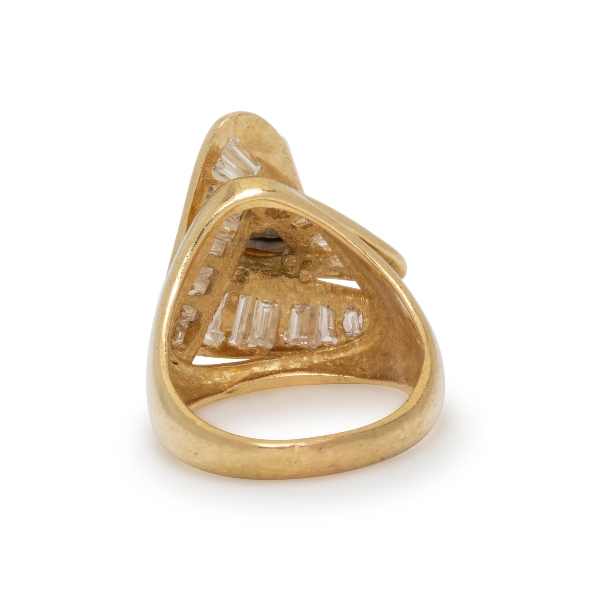 YELLOW GOLD AND DIAMOND RING