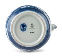 A Group of Chinese Export Porcelain Articles