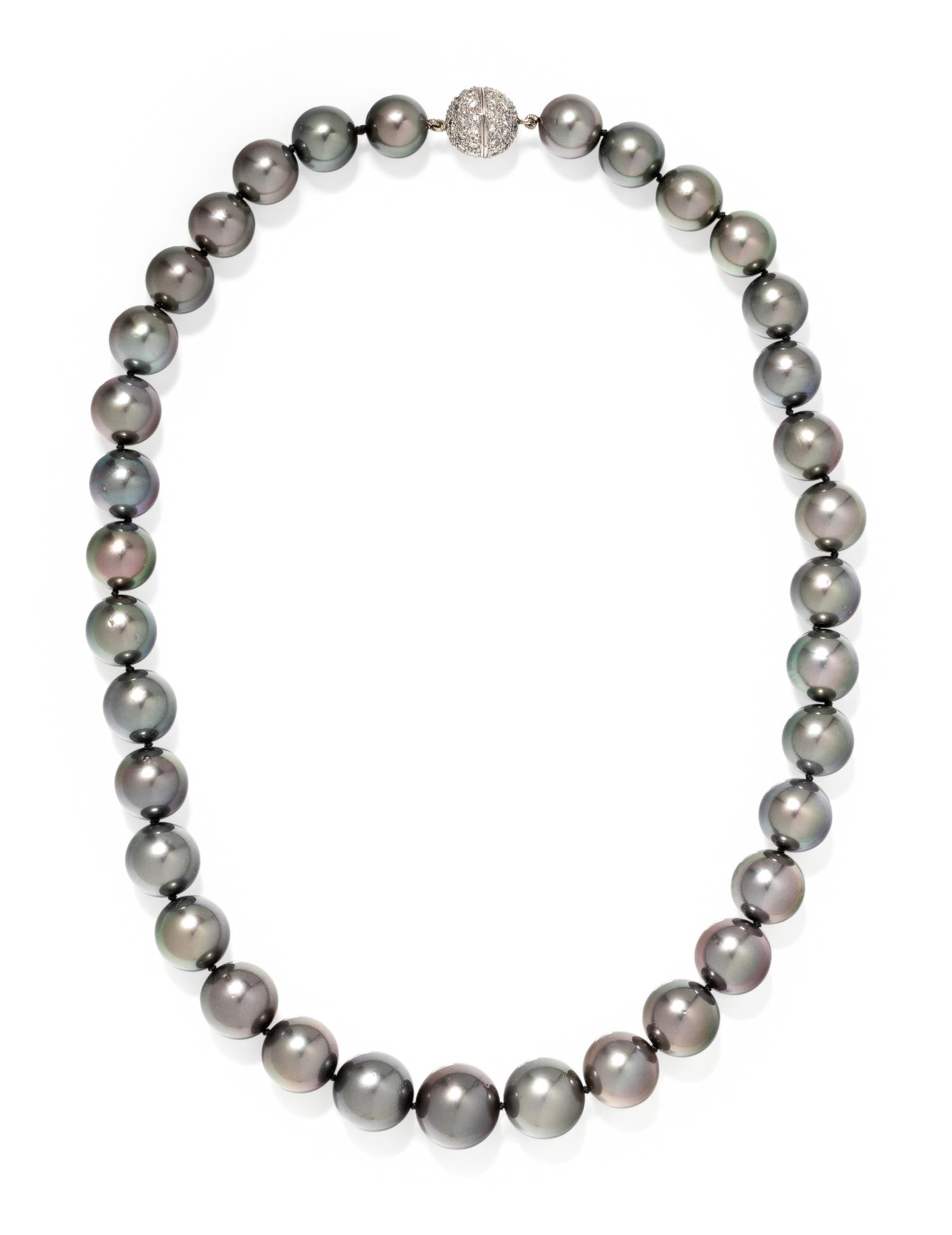 CULTURED TAHITIAN PEARL NECKLACE