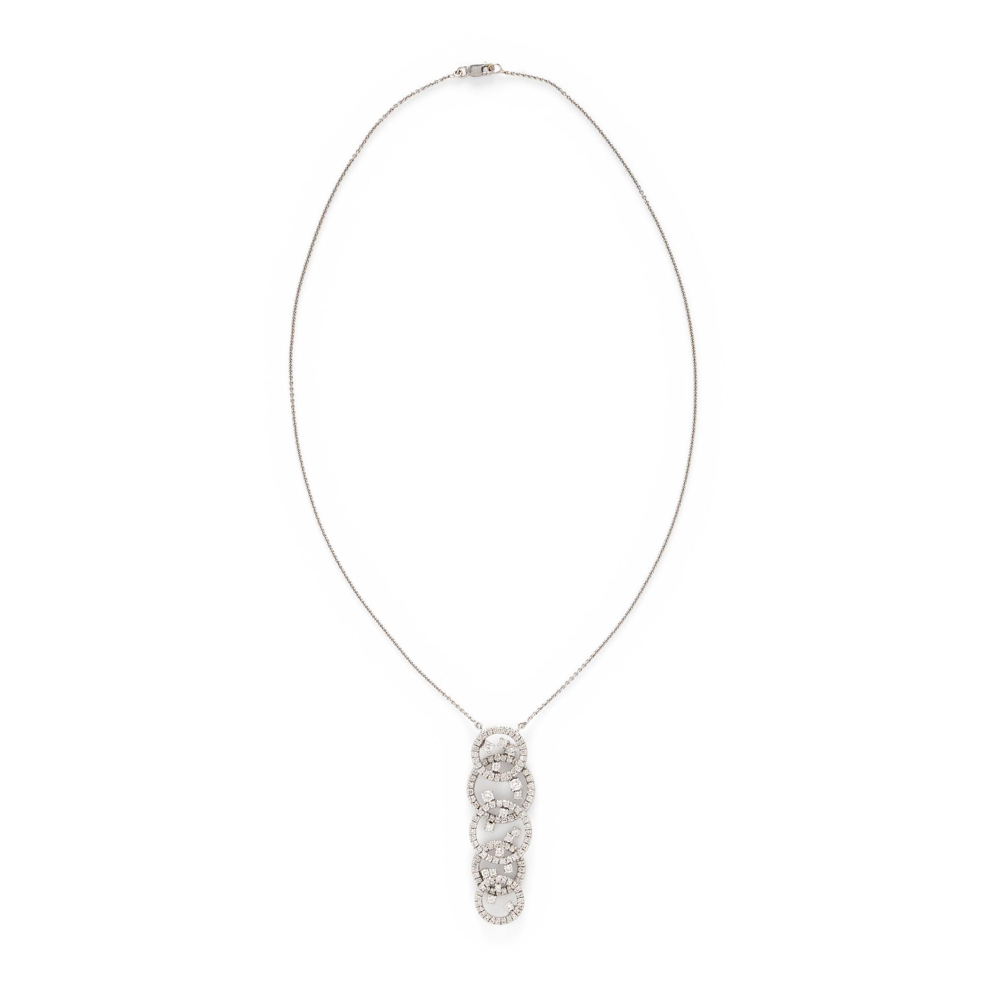 WHITE GOLD AND DIAMOND CIRCLE PENDANT NECKLACE