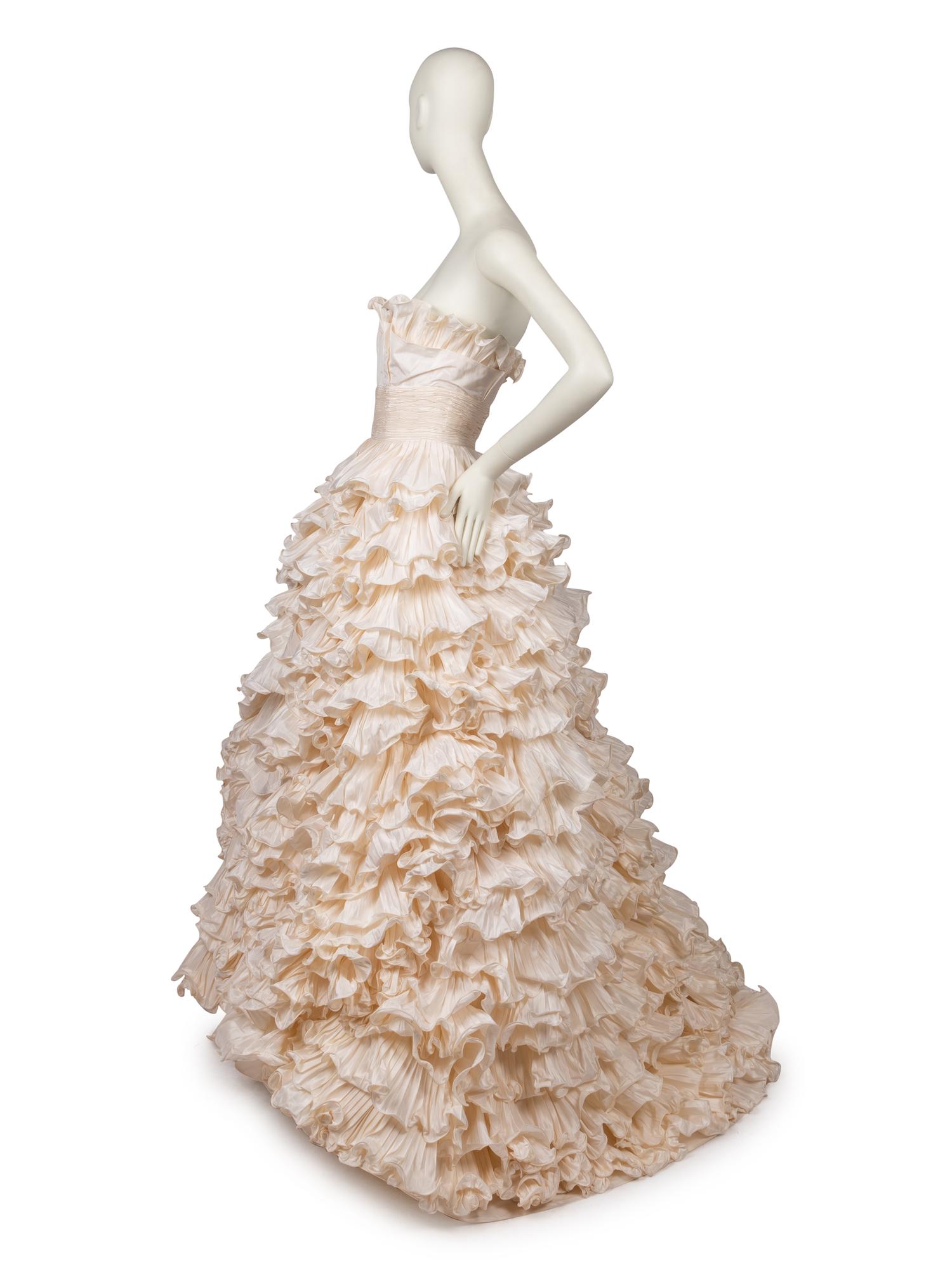 Oscar de la Renta Wedding Gown, 2010s