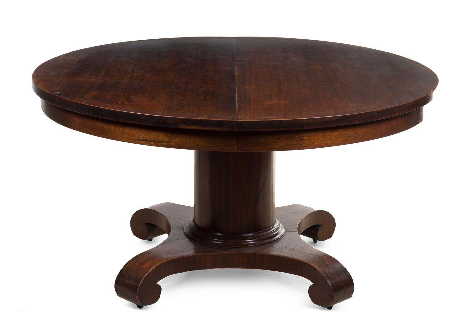 An American Empire Mahogany Extension Table Height 29 x diameter 54 inches. — 19TH CENTURY