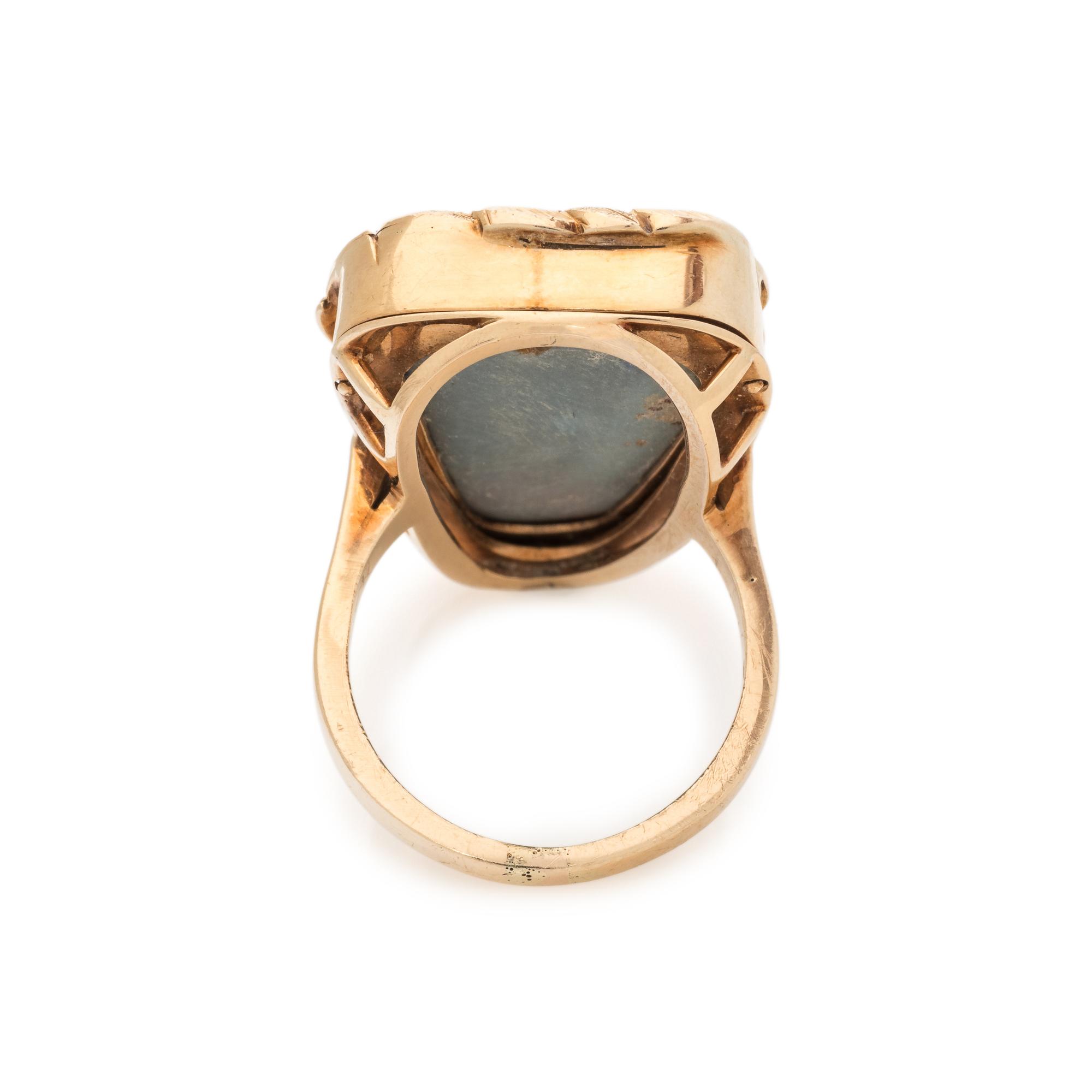 YELLOW GOLD, OPAL AND DIAMOND RING