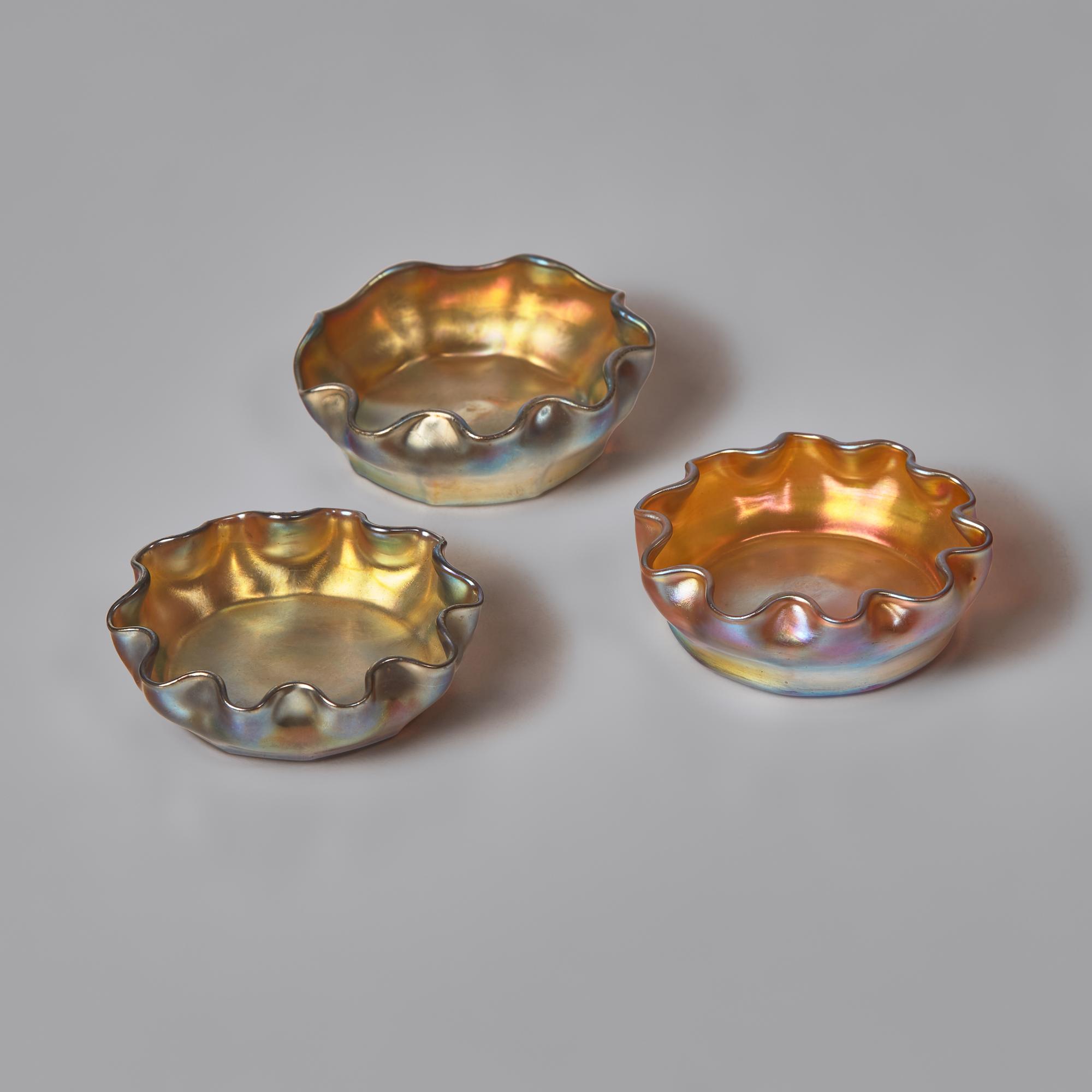 Set of 3 salt dishes