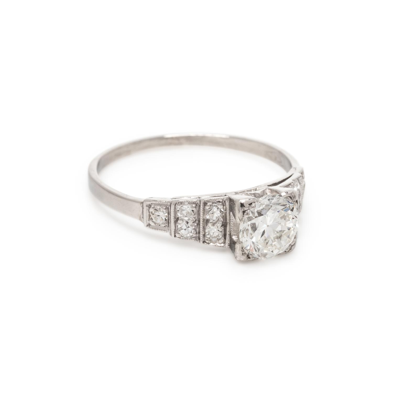 DIAMOND RING