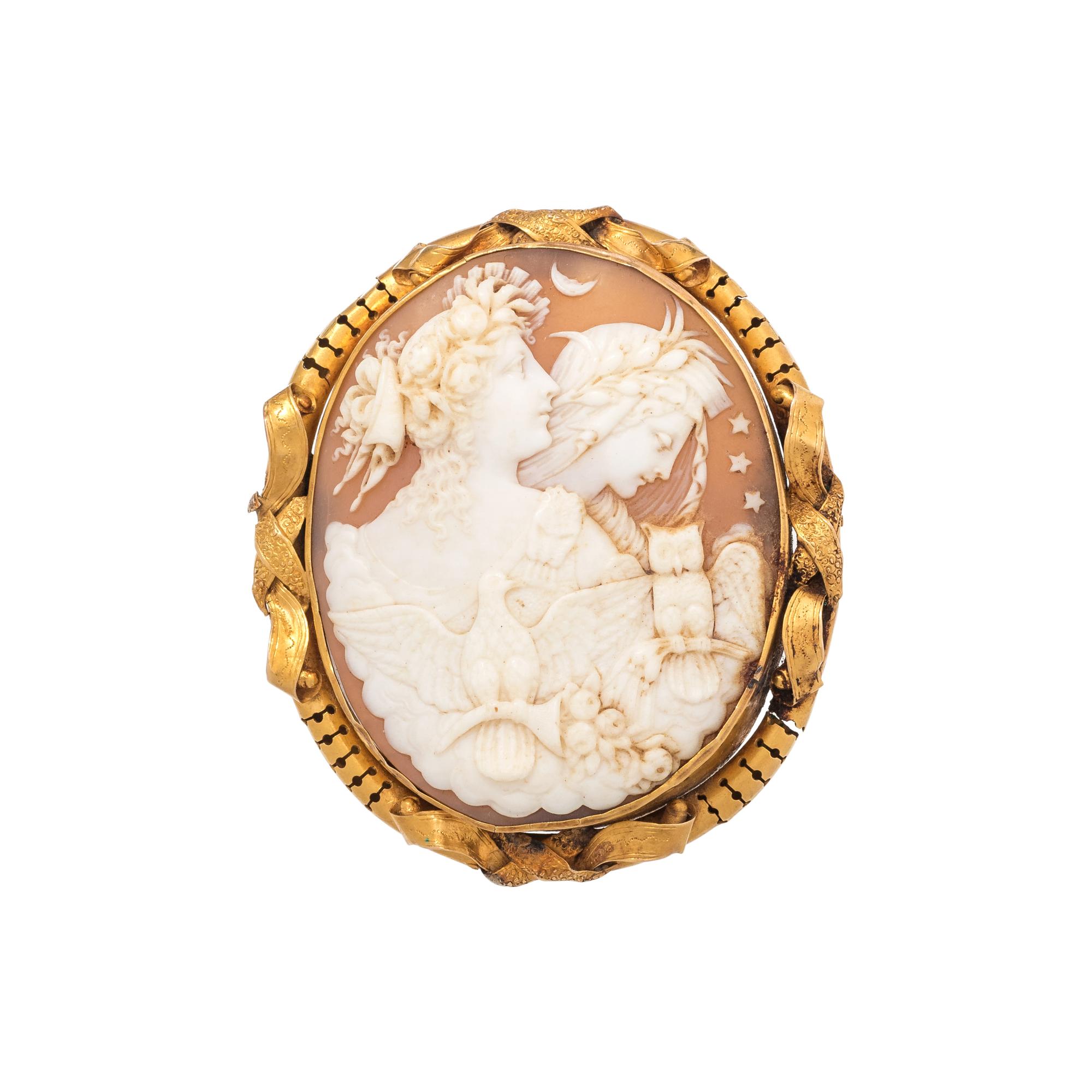 ANTIQUE, CAMEO BROOCH