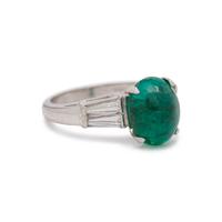 EMERALD AND DIAMOND RING