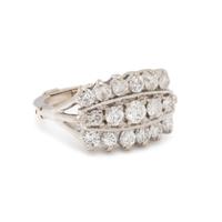 WHITE GOLD AND DIAMOND RING