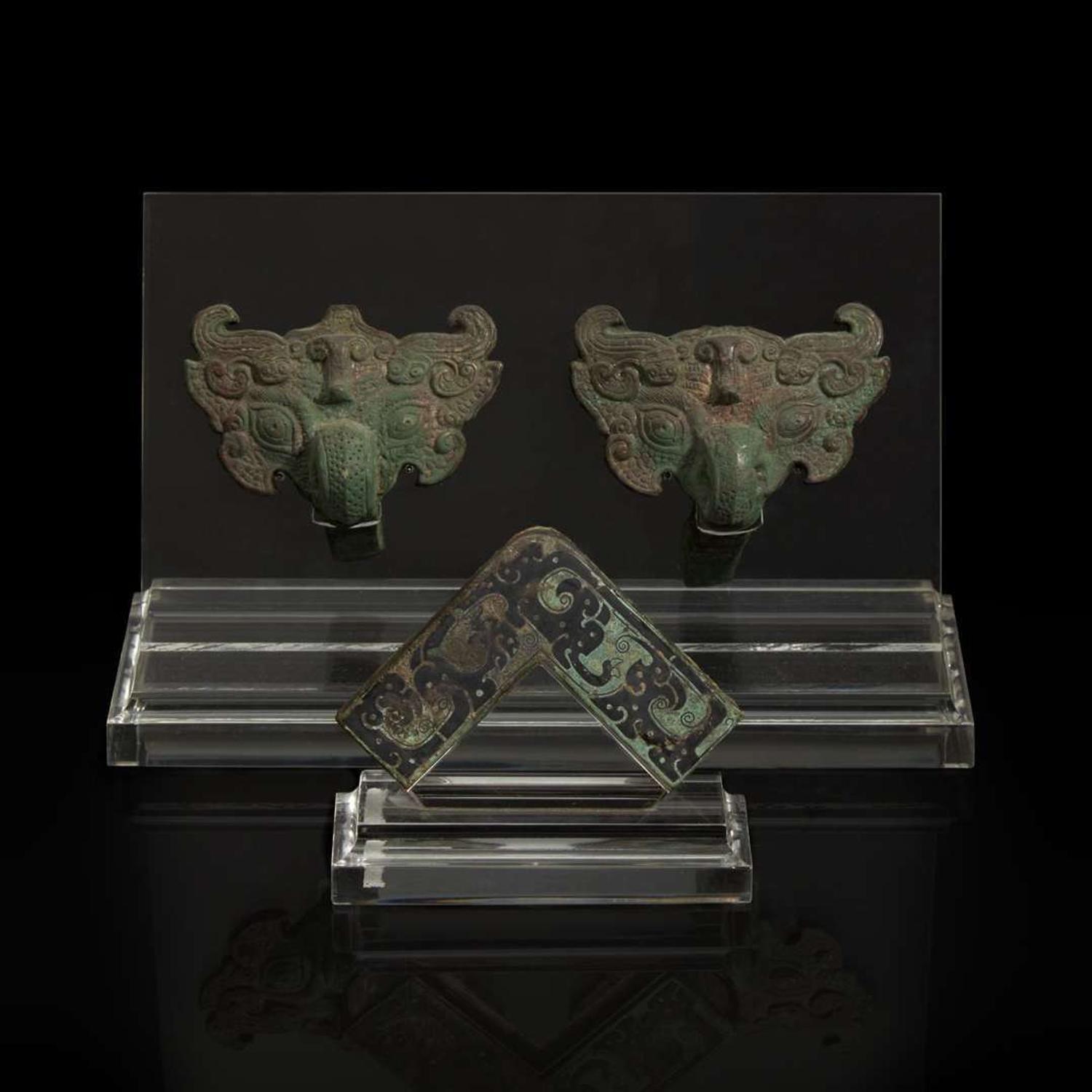 Three Chinese archaistic bronzes 青铜饰三件