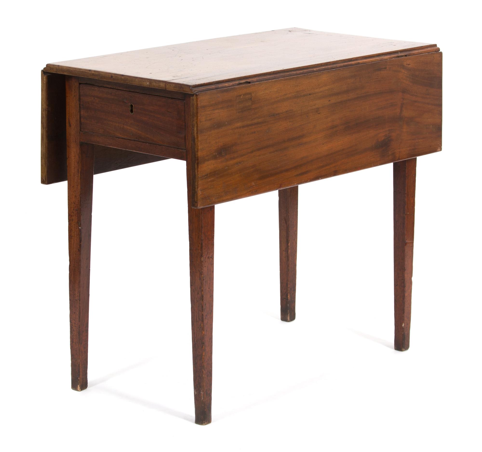 An American Mahogany Drop Leaf Side Table Height 28 1/4 x width 31 3/4 x depth 36 inches (leaves up). — 19TH CENTURY