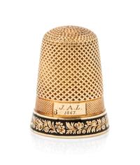 An American Yellow Gold and Enamel Thimble, , the knurled top and body above an engine turned band with an engraved cartouche and a flo
