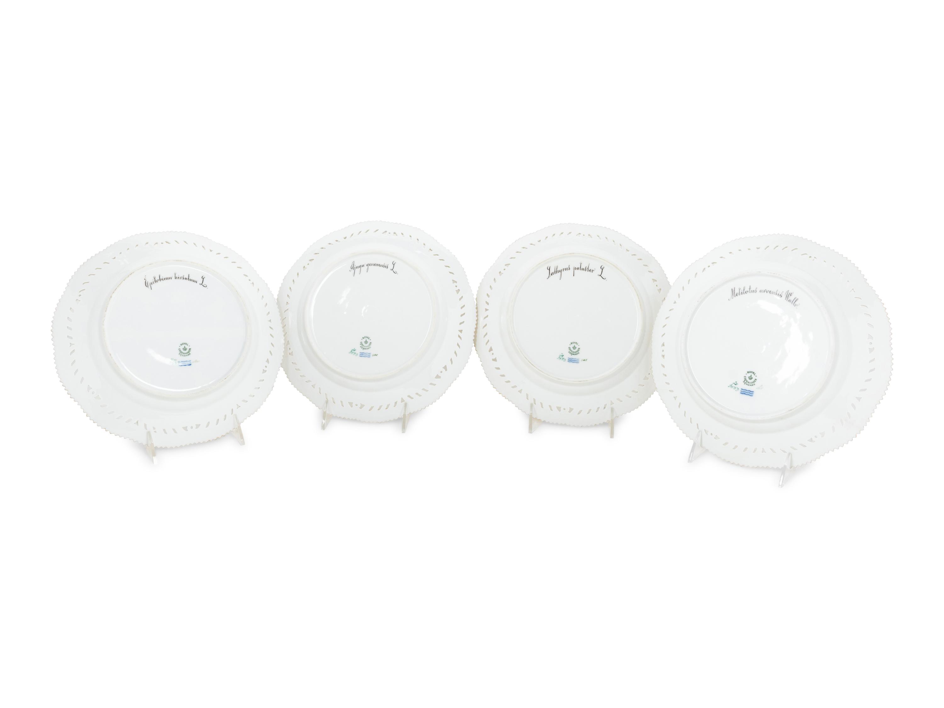 A Set of Thirteen Royal Copenhagen Flora Danica Porcelain Dinner Plates