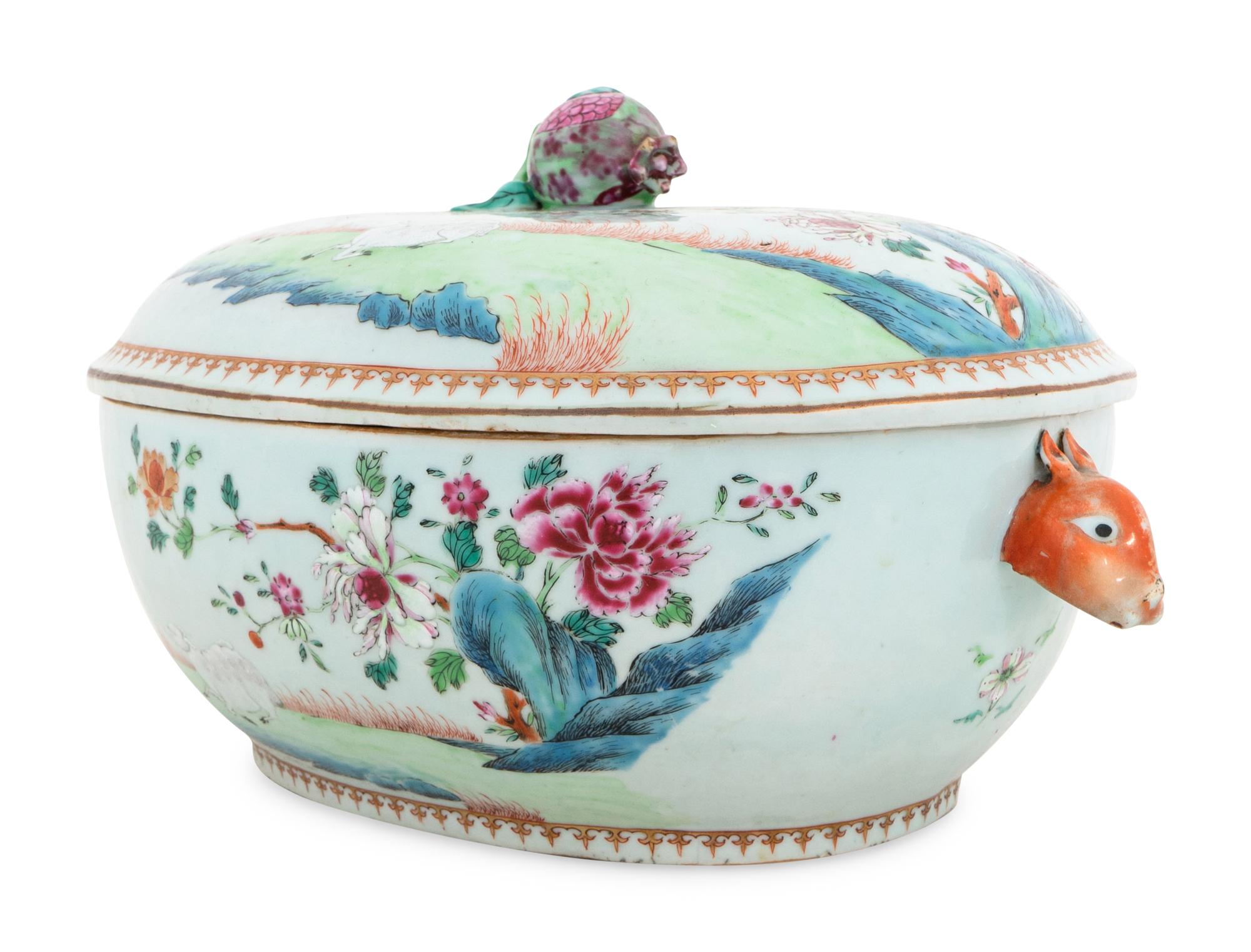 A Chinese Export Porcelain Tureen and Platter