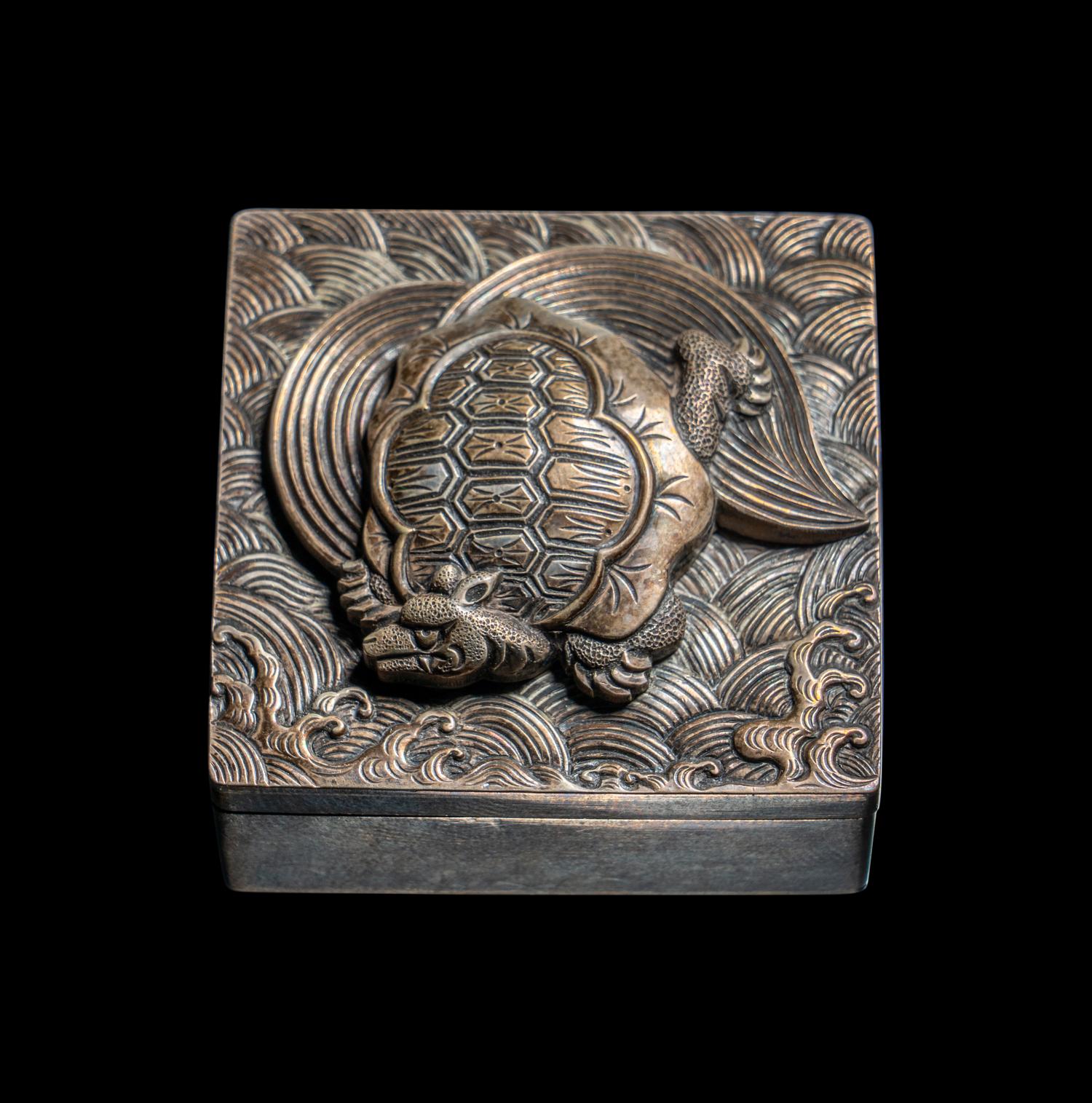 A Japanese Silver Bonbonniere