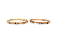 YELLOW GOLD AND SEED PEARL BANGLE BRACELET SET