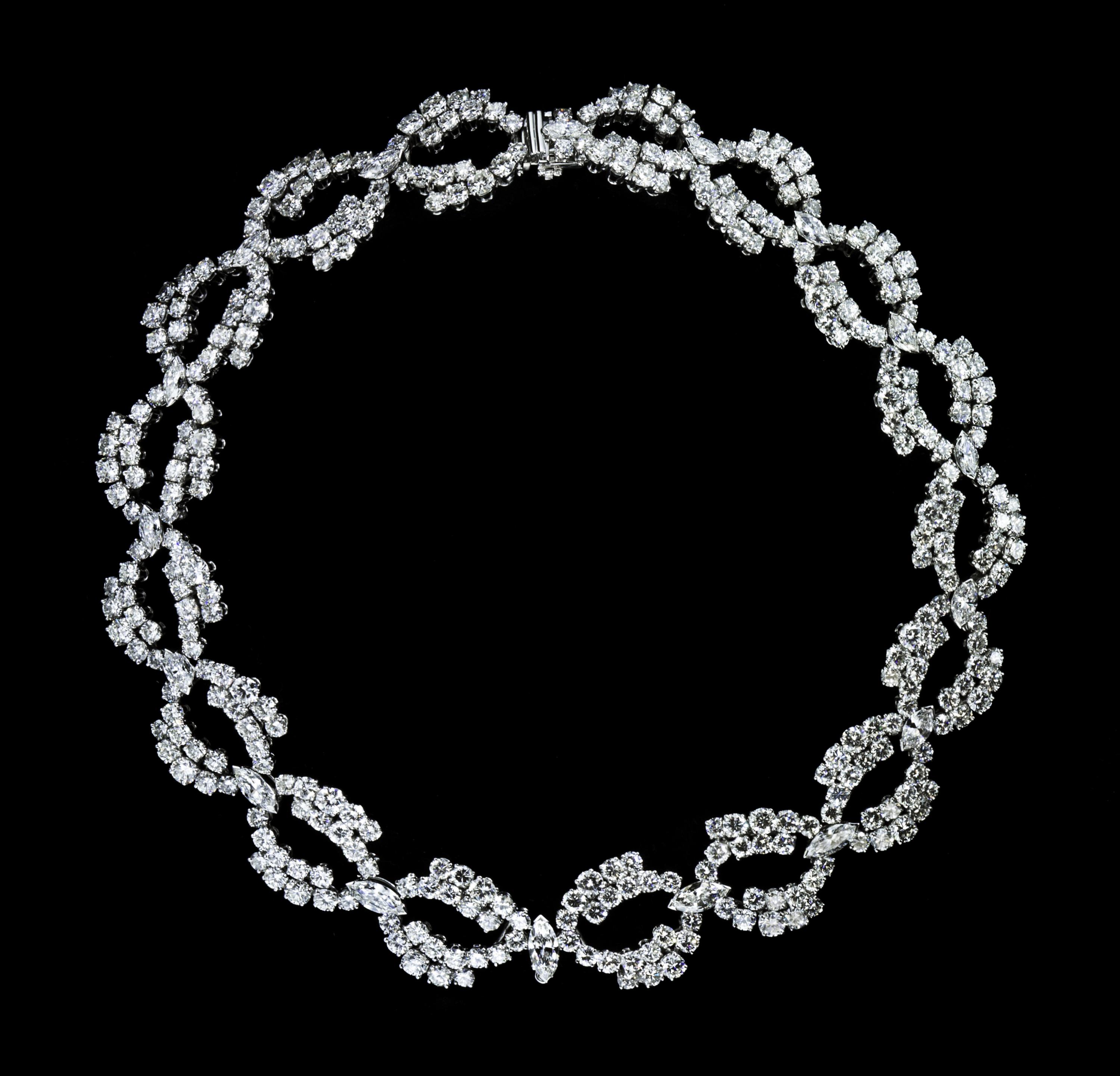 An Important Platinum and Diamond Necklace, 83.10 dwts.
