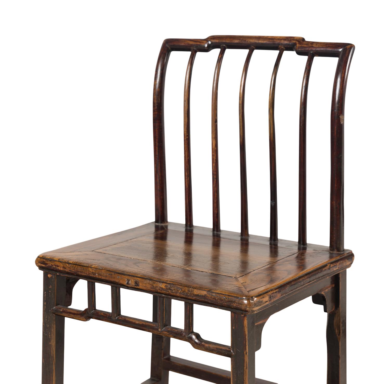 A Pair of Chinese Lacquered Hardwood Side Chairs, Shubeiyi, 20th Century — 近代 硬木梳背椅一對