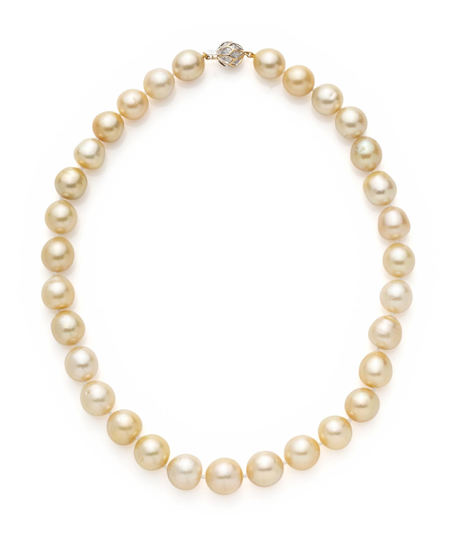CULTURED GOLDEN SOUTH SEA PEARL NECKLACE