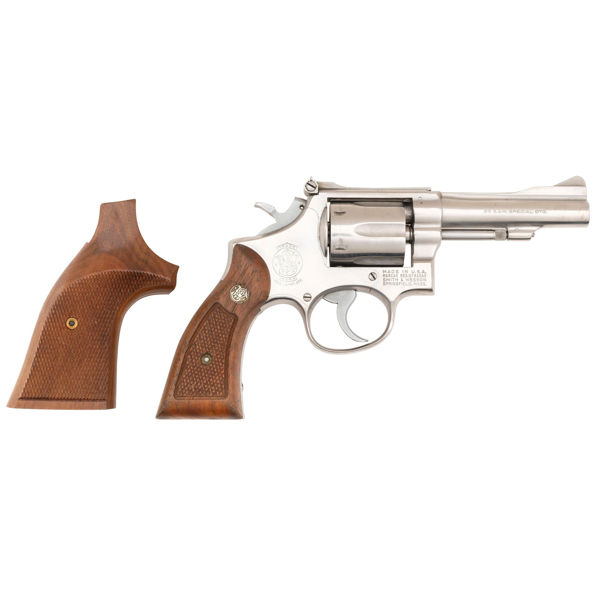 *Smith & Wesson Model 67 with Extra Grips