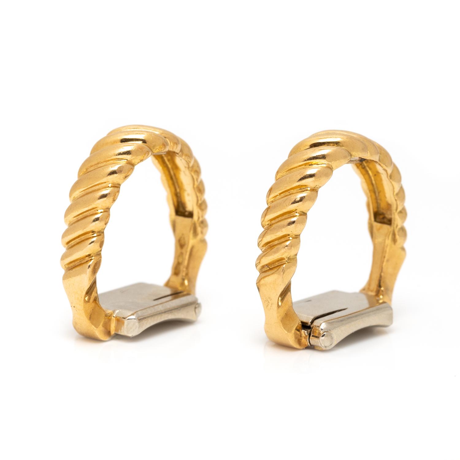 VAN CLEEF & ARPELS, YELLOW GOLD CUFFLINKS