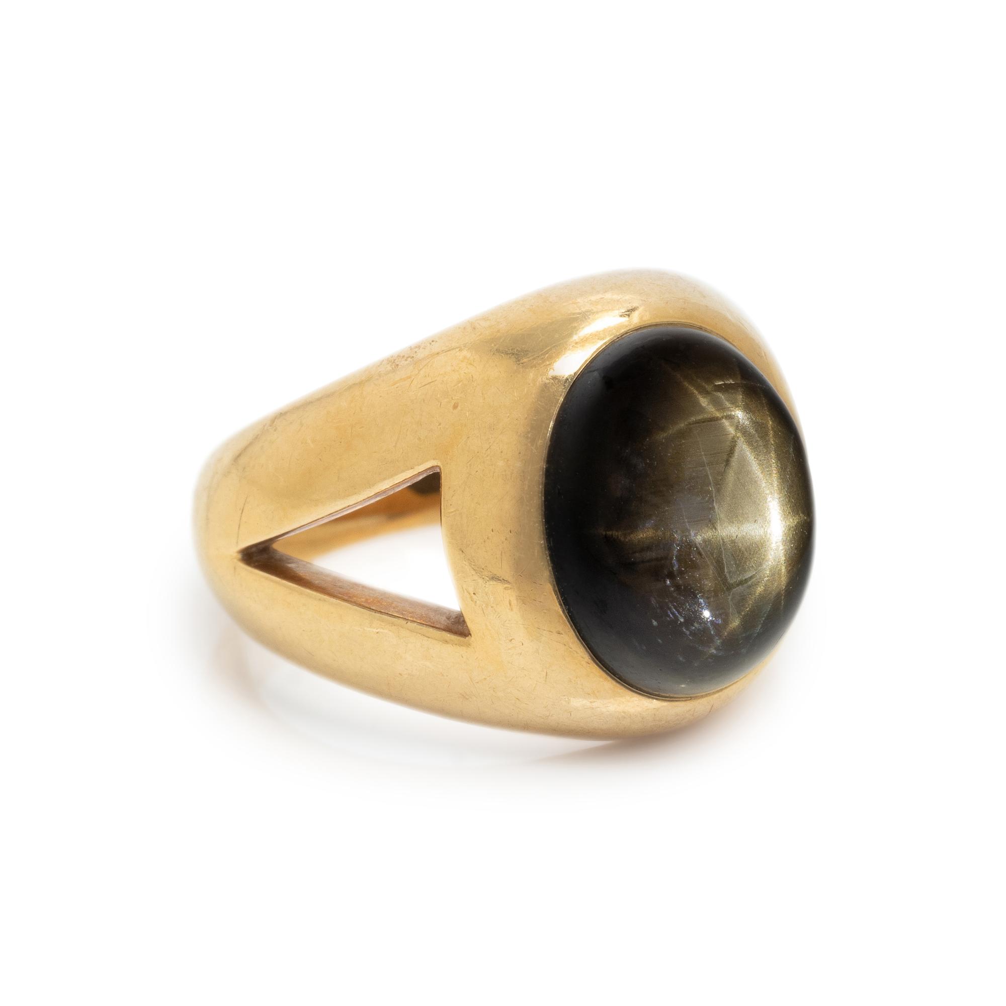 GÜBELIN, BLACK STAR SAPPHIRE RING